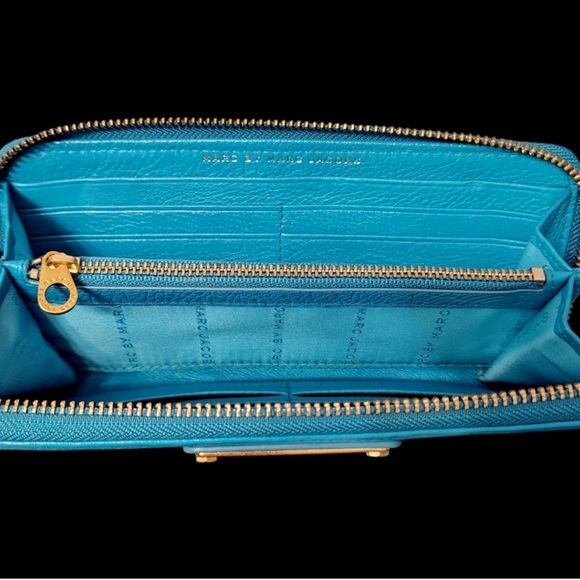 Marc Jacobs Teal pebbled leather Wallet LIKE 🆕 - Picture 3 of 9